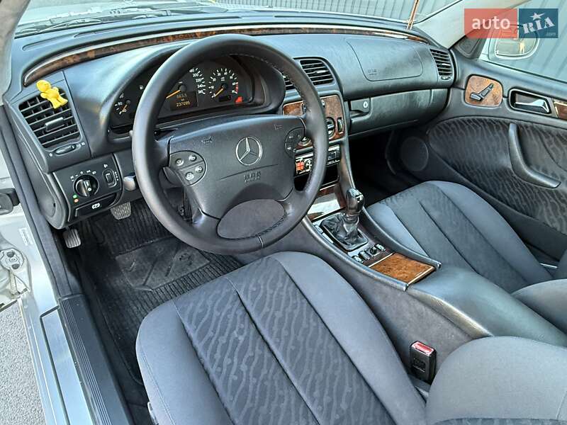 Купе Mercedes-Benz CLK-Class 2000 в Борисполе