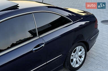 Купе Mercedes-Benz CLK-Class 2002 в 