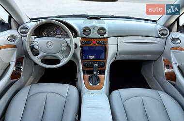 Купе Mercedes-Benz CLK-Class 2002 в 