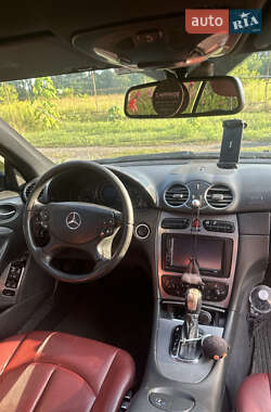 Купе Mercedes-Benz CLK-Class 2003 в 