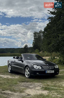 Кабриолет Mercedes-Benz CLK-Class 2003 в 