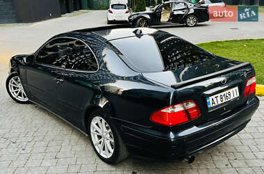 Купе Mercedes-Benz CLK-Class 2001 в 