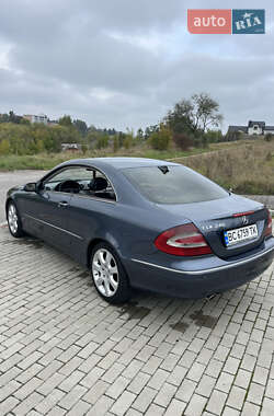 Купе Mercedes-Benz CLK-Class 2002 в 