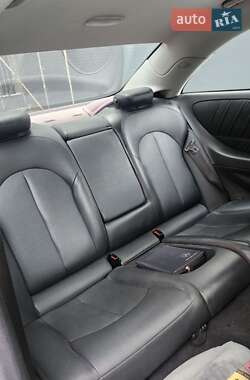 Купе Mercedes-Benz CLK-Class 2004 в 