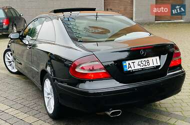 Купе Mercedes-Benz CLK-Class 2003 в 