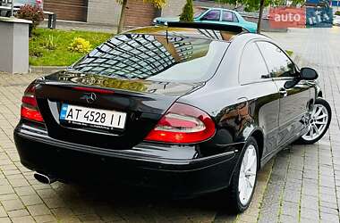 Купе Mercedes-Benz CLK-Class 2003 в 