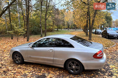 Купе Mercedes-Benz CLK-Class 2002 в 