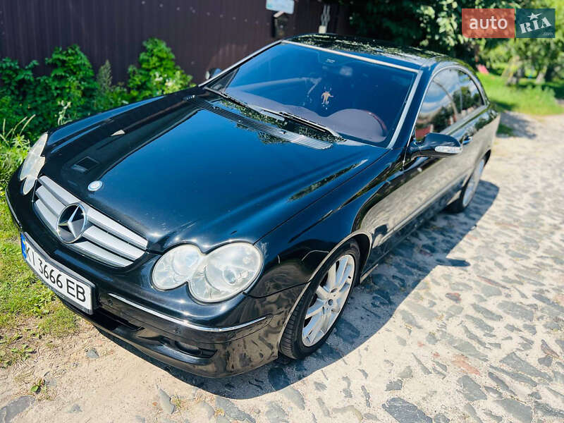 Купе Mercedes-Benz CLK-Class 2005 в Киеве фото Купе Mercedes-Benz CLK-Class 2005 в Киеве