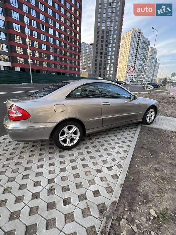 Купе Mercedes-Benz CLK-Class 2004 в Києві фото 3 Купе Mercedes-Benz CLK-Class 2004 в Києві