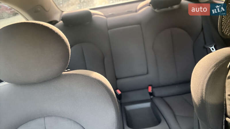 Купе Mercedes-Benz CLK-Class 2004 в Черновцах