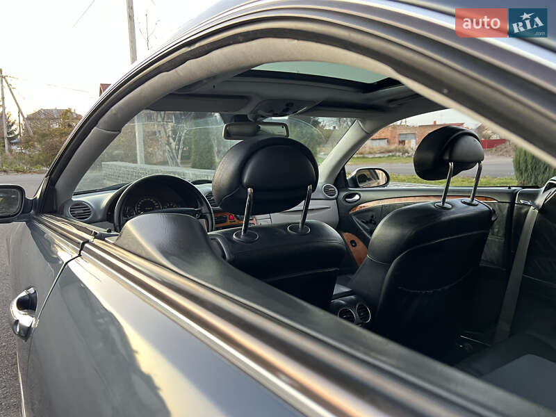 Купе Mercedes-Benz CLK-Class 2002 в Львові