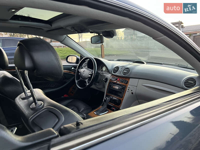 Купе Mercedes-Benz CLK-Class 2002 в Львові