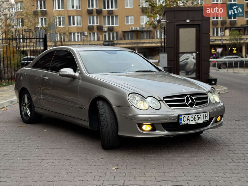 Купе Mercedes-Benz CLK-Class 2006 в Києві
