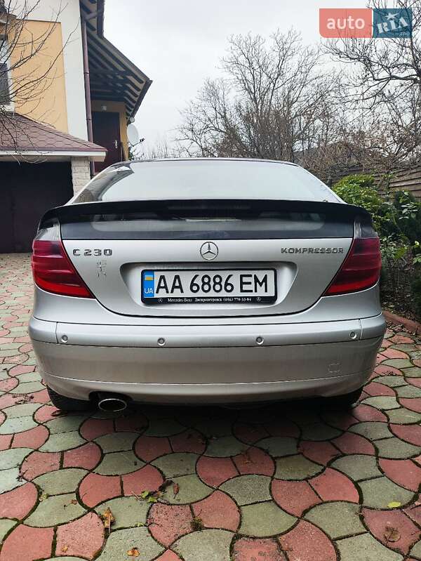 Купе Mercedes-Benz CLK-Class 2004 в Киеве