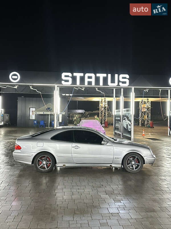 Купе Mercedes-Benz CLK-Class 2001 в Ровно