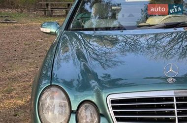 Кабріолет Mercedes-Benz CLK-Class 1998 в Києві
