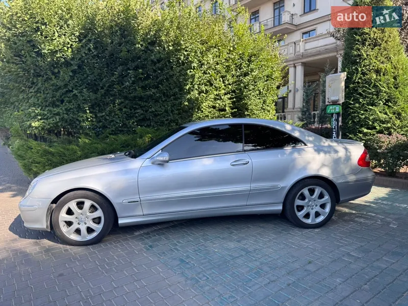 Mercedes-Benz CLK-Class
