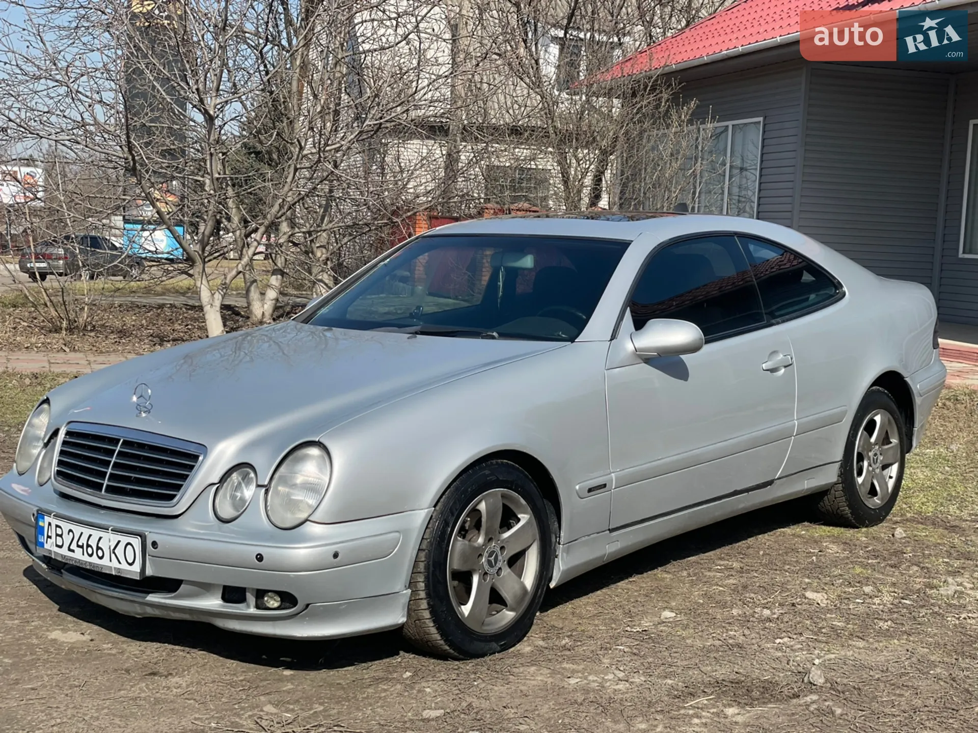 Mercedes-Benz CLK-Class 2001