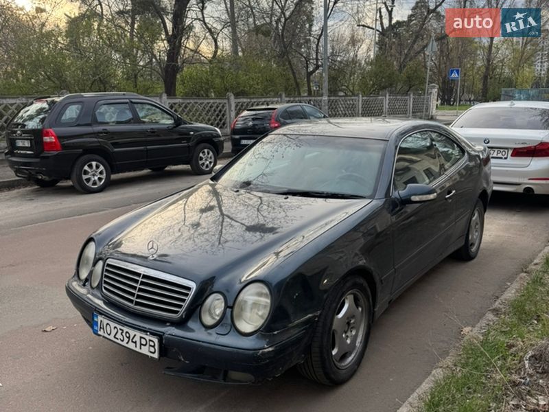 Mercedes-Benz CLK-Class 2000
