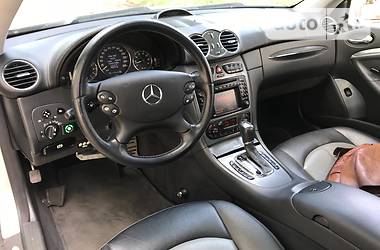  Mercedes-Benz CLS-Class 2002 в 