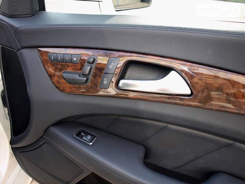 Седан Mercedes-Benz CLS-Class 2011 в Києві