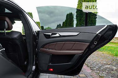 Купе Mercedes-Benz CLS-Class 2012 в 