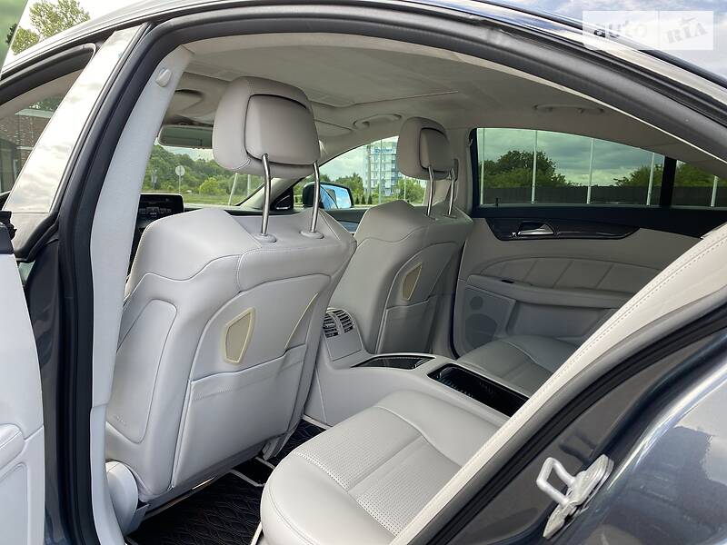 Седан Mercedes-Benz CLS-Class 2015 в Киеве фото 50 Седан Mercedes-Benz CLS-Class 2015 в Киеве
