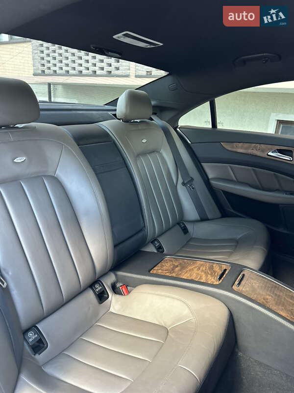 Купе Mercedes-Benz CLS-Class 2010 в Ужгороде