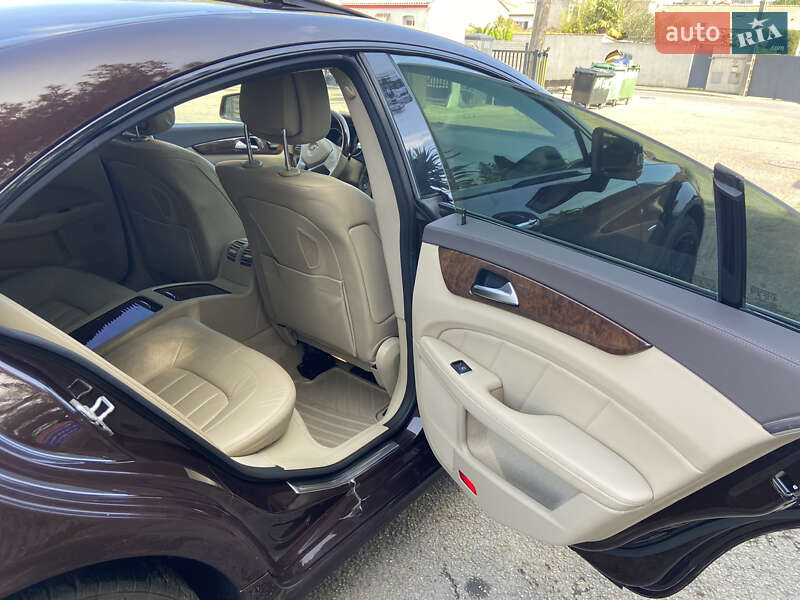 Седан Mercedes-Benz CLS-Class 2012 в Львове