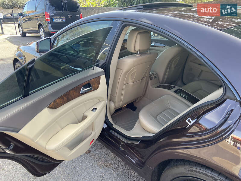 Седан Mercedes-Benz CLS-Class 2012 в Львове