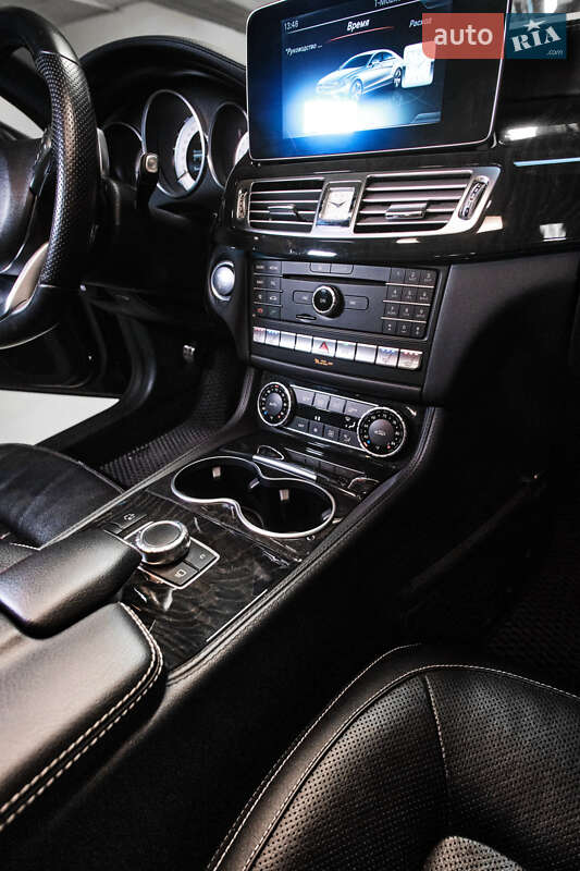 Седан Mercedes-Benz CLS-Class 2015 в Львові