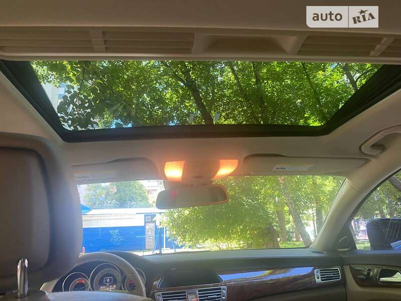 Седан Mercedes-Benz CLS-Class 2012 в Чернігові