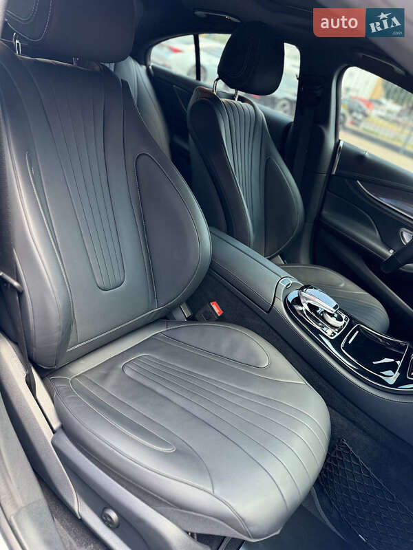 Купе Mercedes-Benz CLS-Class 2019 в Одессе фото 16 Купе Mercedes-Benz CLS-Class 2019 в Одессе
