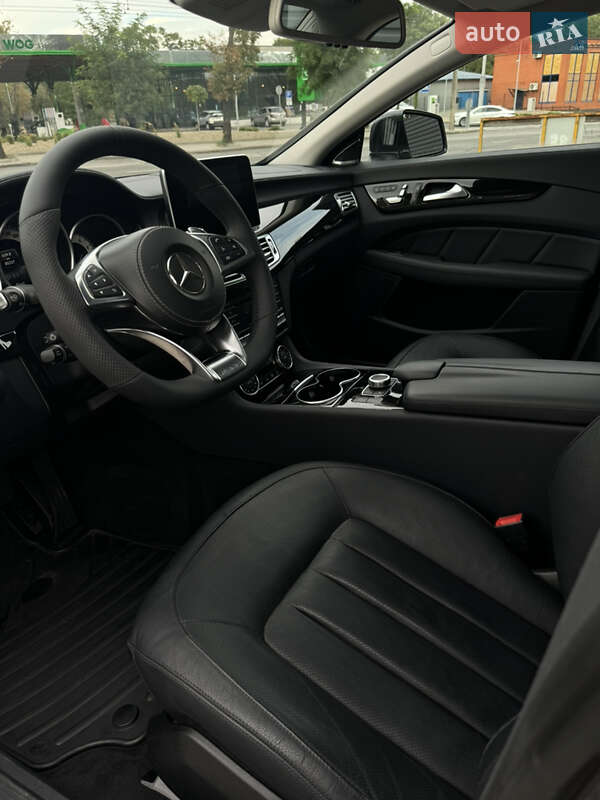 Седан Mercedes-Benz CLS-Class 2015 в Киеве фото 11 Седан Mercedes-Benz CLS-Class 2015 в Киеве
