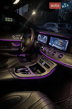 Купе Mercedes-Benz CLS-Class 2018 в 