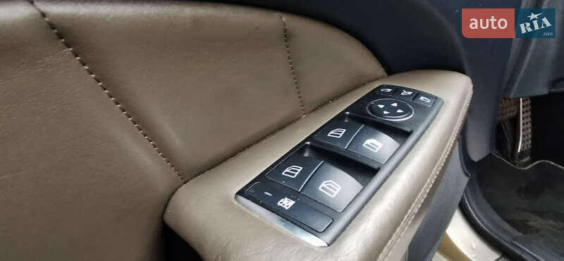 Седан Mercedes-Benz CLS-Class 2011 в Днепре