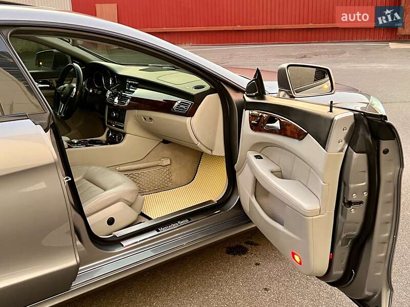 Седан Mercedes-Benz CLS-Class 2014 в Києві