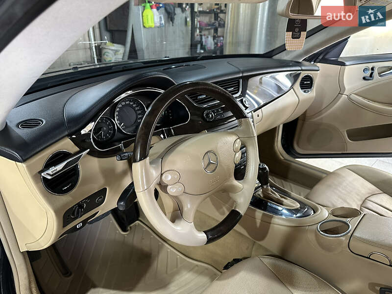 Купе Mercedes-Benz CLS-Class 2007 в Сваляве