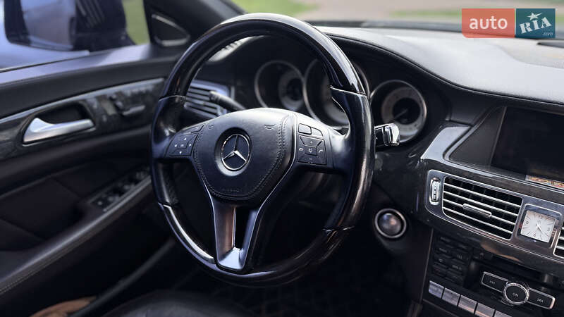 Седан Mercedes-Benz CLS-Class 2012 в Черновцах