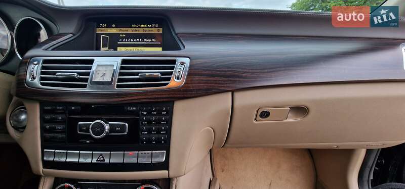 Седан Mercedes-Benz CLS-Class 2012 в Львове