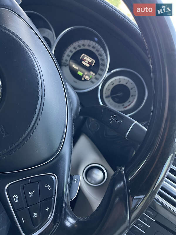 Седан Mercedes-Benz CLS-Class 2014 в Одесі