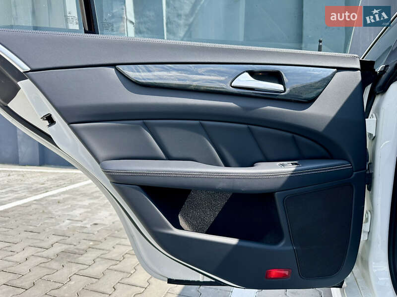 Седан Mercedes-Benz CLS-Class 2016 в Києві