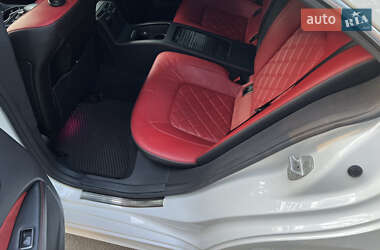 Седан Mercedes-Benz CLS-Class 2015 в 