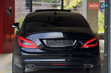Купе Mercedes-Benz CLS-Class 2010 в 