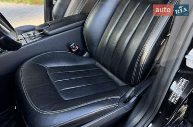 Купе Mercedes-Benz CLS-Class 2010 в 