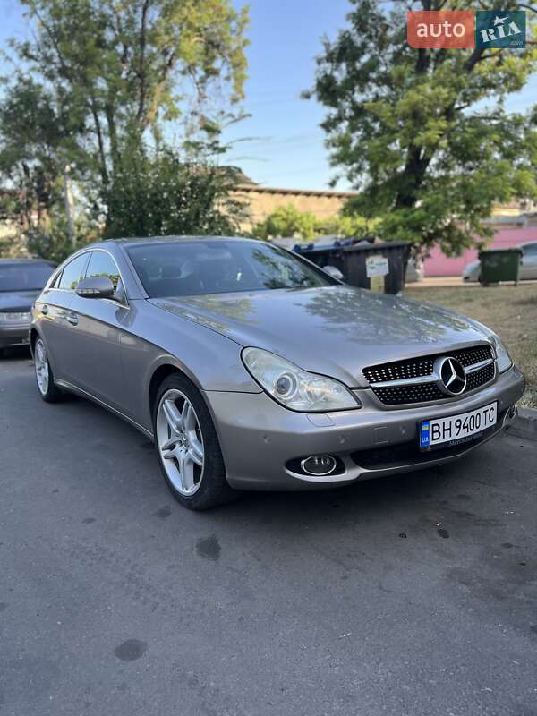 Mercedes-Benz CLS-Class 2005