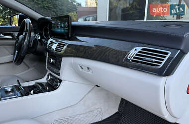 Седан Mercedes-Benz CLS-Class 2012 в 