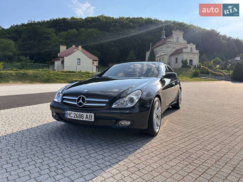 Купе Mercedes-Benz CLS-Class 2010 в 