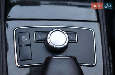 Седан Mercedes-Benz CLS-Class 2012 в 