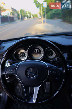 Седан Mercedes-Benz CLS-Class 2012 в 